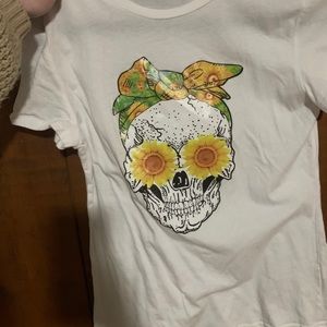 Sunflower skull top